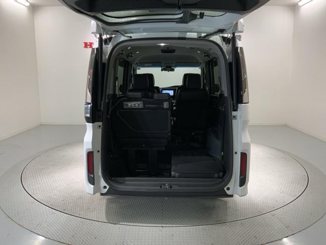 ステップワゴンスパーダ ｅ：ＨＥＶスパーダＧ・ＥＸホンダセンシング　最長５年保証　ワンオ－ナ－　ナビＶＸＵ－２１７ＳＷｉ　ＴＶ　Ｒカメラ　ＣＤ録音　ＢＴオ－ディオ　ＤＶＤ　ＥＴＣ　ＬＥＤライト　両側電動ドア　ＶＳＡ　シ－トヒ－タ－　クルコン　アルミ　スマ－トキ－（35枚目）