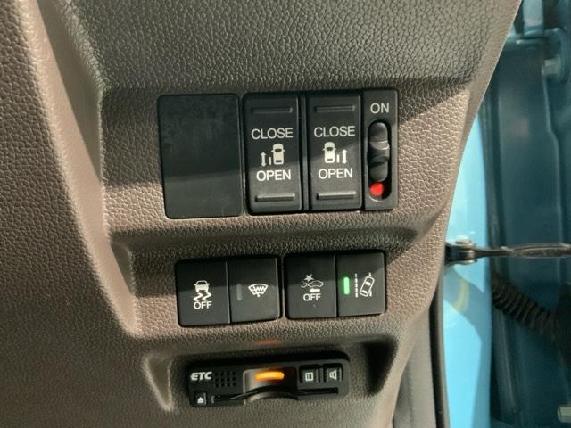 フリード Ｇ・ホンダセンシング　最長５年保証　ワンオ－ナ－　ナビＶＸＭ－１９７ＶＦＮｉ　ＴＶ　Ｒカメラ　ＣＤ録音　ＢＴオ－ディオ　ＤＶＤ　ＥＴＣ　ＬＥＤライト　両側電動ドア　ＶＳＡ　スマ－トキ－　盗難防止装置　整備記録簿　ＡＡＣ（14枚目）