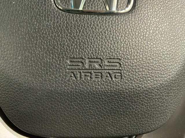 フリード Ｇ・ホンダセンシング　最長５年保証　ワンオ－ナ－　ナビＶＸＭ－１９７ＶＦＮｉ　ＴＶ　Ｒカメラ　ＣＤ録音　ＢＴオ－ディオ　ＤＶＤ　ＥＴＣ　ＬＥＤライト　両側電動ドア　ＶＳＡ　スマ－トキ－　盗難防止装置　整備記録簿　ＡＡＣ（22枚目）