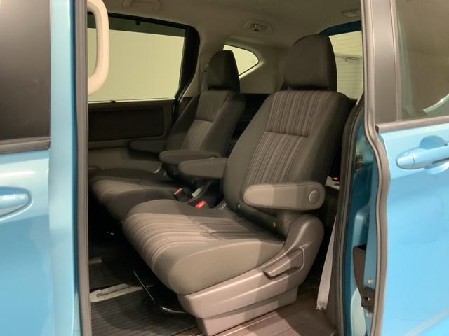 フリード Ｇ・ホンダセンシング　最長５年保証　ワンオ－ナ－　ナビＶＸＭ－１９７ＶＦＮｉ　ＴＶ　Ｒカメラ　ＣＤ録音　ＢＴオ－ディオ　ＤＶＤ　ＥＴＣ　ＬＥＤライト　両側電動ドア　ＶＳＡ　スマ－トキ－　盗難防止装置　整備記録簿　ＡＡＣ（30枚目）