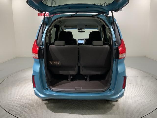 フリード Ｇ・ホンダセンシング　最長５年保証　ワンオ－ナ－　ナビＶＸＭ－１９７ＶＦＮｉ　ＴＶ　Ｒカメラ　ＣＤ録音　ＢＴオ－ディオ　ＤＶＤ　ＥＴＣ　ＬＥＤライト　両側電動ドア　ＶＳＡ　スマ－トキ－　盗難防止装置　整備記録簿　ＡＡＣ（34枚目）