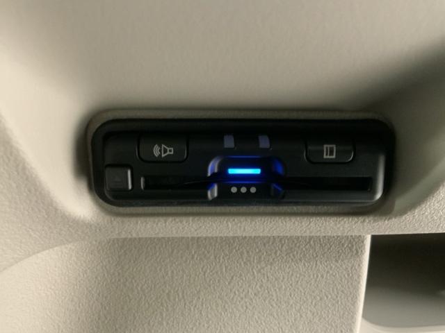 Ｎ－ＢＯＸ ファッションスタイル　Ｈ　ＳＥＮＳＩＮＧ　２ト－ン　新車保証　ワンオ－ナ－　Ｒカメラ　ＢＴオ－ディオ　シ－トヒ－タ－　ＥＴＣ　ＬＥＤライト　ＶＳＡ　クルコン　スマ－トキ－　盗難防止装置　整備記録簿　ＡＡＣ　スペアキ－（12枚目）