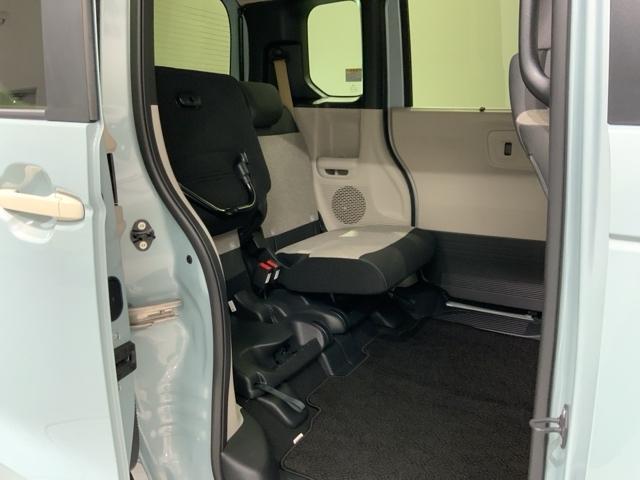Ｎ－ＢＯＸ ファッションスタイル　Ｈ　ＳＥＮＳＩＮＧ　２ト－ン　新車保証　ワンオ－ナ－　Ｒカメラ　ＢＴオ－ディオ　シ－トヒ－タ－　ＥＴＣ　ＬＥＤライト　ＶＳＡ　クルコン　スマ－トキ－　盗難防止装置　整備記録簿　ＡＡＣ　スペアキ－（33枚目）