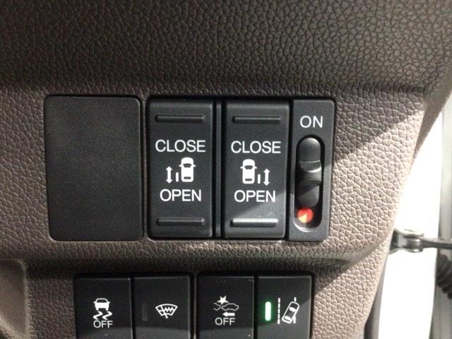 フリードハイブリッド ハイブリッド・Ｇ　Ｈ　ＳＥＮＳＩＮＧ　最長５年保証　ワンオ－ナ－　ナビ　ＴＶ　Ｒカメラ　ＢＴオ－ディオ　ＤＶＤ　ドラレコ　ＥＴＣ　ＬＥＤライト　両側電動ドア　ＶＳＡ　シ－トヒ－タ－　クルコン　スマ－トキ－　盗難防止装置（14枚目）