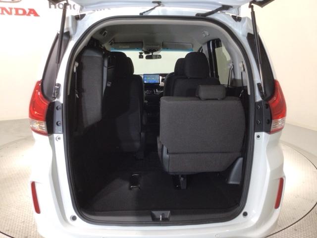 フリードハイブリッド ハイブリッド・Ｇ　Ｈ　ＳＥＮＳＩＮＧ　最長５年保証　ワンオ－ナ－　ナビ　ＴＶ　Ｒカメラ　ＢＴオ－ディオ　ＤＶＤ　ドラレコ　ＥＴＣ　ＬＥＤライト　両側電動ドア　ＶＳＡ　シ－トヒ－タ－　クルコン　スマ－トキ－　盗難防止装置（34枚目）