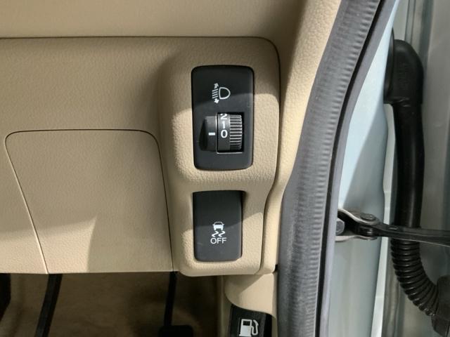 横滑り防止装置がついています。いざという時に安心ですね。