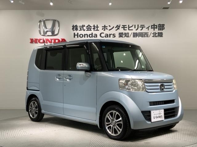 専門業者にて内外装のクリーニングを実施しております！