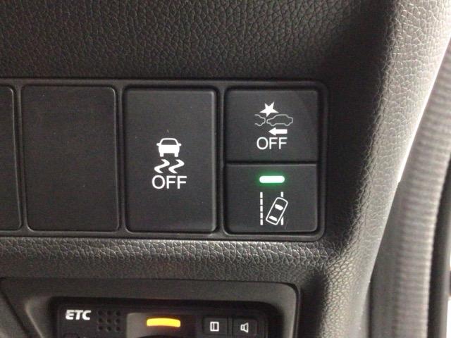 ステップワゴンスパーダ スパーダアドバンスパッケージβ　Ｈ　ＳＥＮＳＩＮＧ　１年保証　ワンオ－ナ－　ナビＶＸＭ－１６５ＶＦＮＩ　ＴＶ　Ｒカメラ　ＣＤ録音　ＢＴオ－ディオ　ＤＶＤ　Ｒモニタ－　ＥＴＣ　ＬＥＤライト　両側電動ドア　ＶＳＡ　クルコン　アルミＡＡＣ（15枚目）