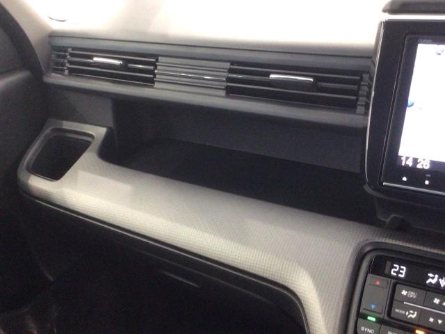 ステップワゴンスパーダ スパーダアドバンスパッケージβ　Ｈ　ＳＥＮＳＩＮＧ　１年保証　ワンオ－ナ－　ナビＶＸＭ－１６５ＶＦＮＩ　ＴＶ　Ｒカメラ　ＣＤ録音　ＢＴオ－ディオ　ＤＶＤ　Ｒモニタ－　ＥＴＣ　ＬＥＤライト　両側電動ドア　ＶＳＡ　クルコン　アルミＡＡＣ（25枚目）