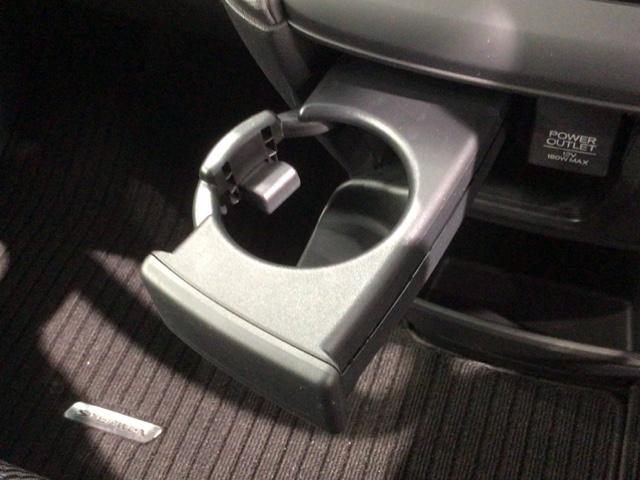 ステップワゴンスパーダ スパーダアドバンスパッケージβ　Ｈ　ＳＥＮＳＩＮＧ　１年保証　ワンオ－ナ－　ナビＶＸＭ－１６５ＶＦＮＩ　ＴＶ　Ｒカメラ　ＣＤ録音　ＢＴオ－ディオ　ＤＶＤ　Ｒモニタ－　ＥＴＣ　ＬＥＤライト　両側電動ドア　ＶＳＡ　クルコン　アルミＡＡＣ（27枚目）