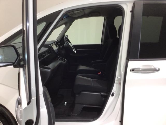 ステップワゴンスパーダ スパーダアドバンスパッケージβ　Ｈ　ＳＥＮＳＩＮＧ　１年保証　ワンオ－ナ－　ナビＶＸＭ－１６５ＶＦＮＩ　ＴＶ　Ｒカメラ　ＣＤ録音　ＢＴオ－ディオ　ＤＶＤ　Ｒモニタ－　ＥＴＣ　ＬＥＤライト　両側電動ドア　ＶＳＡ　クルコン　アルミＡＡＣ（33枚目）