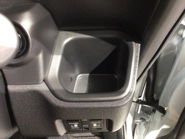 Ｎ－ＢＯＸカスタム ターボ　Ｈ　ＳＥＮＳＩＮＧ　新車保証　試乗車　ワンオ－ナ－　ナビＬＸＵ－２４２ＮＢｉ　ＴＶ　Ｒカメラ　ＣＤ録音　ＢＴオ－ディオ　ＤＶＤ　シ－トヒ－タ－ＥＴＣ　ＬＥＤライト　両側電動ドア　ＶＳＡ　クルコンＡＡＣ（28枚目）