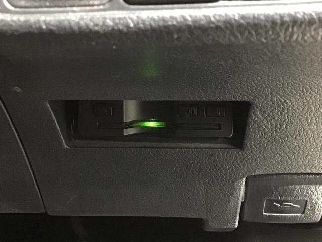 カローラフィールダー ハイブリッドＧダブルバイビー　最長５年保証　ワンオ－ナ－　ナビ　ＴＶ　Ｒカメラ　ＣＤ録音　ＤＶＤ　衝突軽減Ｂ　ドラレコ　ＥＴＣ　ＬＥＤライト　横滑り防止　クルコン　アルミ　スマ－トキ－　盗難防止装置　整備記録簿　ＡＡＣ　スペアキ－（12枚目）