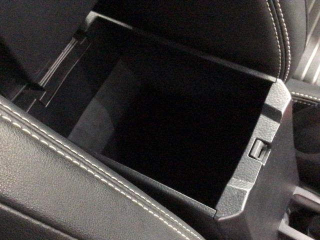 カローラフィールダー ハイブリッドＧダブルバイビー　最長５年保証　ワンオ－ナ－　ナビ　ＴＶ　Ｒカメラ　ＣＤ録音　ＤＶＤ　衝突軽減Ｂ　ドラレコ　ＥＴＣ　ＬＥＤライト　横滑り防止　クルコン　アルミ　スマ－トキ－　盗難防止装置　整備記録簿　ＡＡＣ　スペアキ－（30枚目）