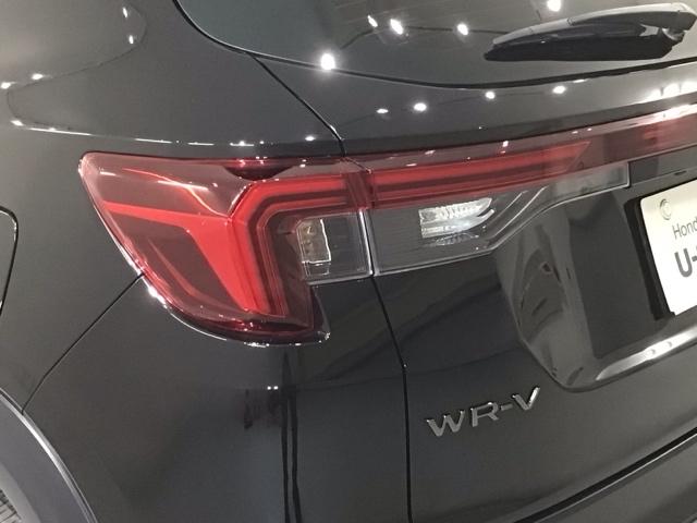 ���Ǝ҂ɂē��O���̃N���[�j���O�����{���Ă���܂��I