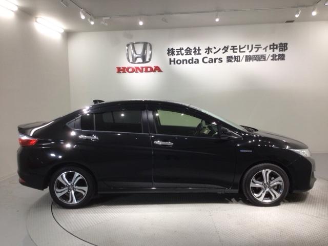 グレイス ハイブリッドＥＸ　あんしんＰＫＧ　１年保証　ワンオーナー　ナビＶＸＭ－１６４ＶＦｉ　ＴＶ　Ｒカメラ　ＤＶＤ　ＥＴＣ　ＬＥＤライト　ＶＳＡ　シ－トヒ－タ－　クルコン　アルミ　スマ－トキ－　スペアキ－　盗難防止装置　ＡＡＣ（51枚目）