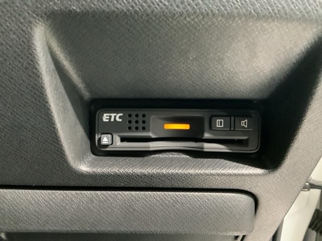 ステップワゴンスパーダ Ｓ　１年保証　ワンオーナー　ナビＶＸＭ－１５５ＶＦＮｉ　ＴＶ　Ｒカメラ　ＣＤ録音　ＤＶＤ　Ｒモニタ－　ＥＴＣ　ＨＩＤ　ＶＳＡ　クルコン　アルミ　スマ－トキ－　盗難防止装置　整備記録簿　ドアバイザ－　ＡＡＣ（12枚目）