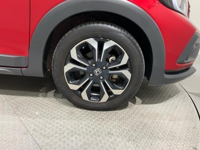 フィット ｅ：ＨＥＶクロスター　Ｈ　ＳＥＮＳＩＮＧ　最長５年保証　ワンオ－ナ－　ナビＶＸＭ－２１５ＶＦＥＩ　ＴＶ　Ｒカメラ　ＢＴオ－ディオ　ＤＶＤ　ＥＴＣ　ＬＥＤライト　ＶＳＡ　クルコン　アルミ　スマ－トキ－　スペアキ－盗難防止装置（14枚目）