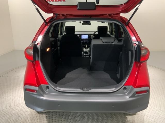 フィット ｅ：ＨＥＶクロスター　Ｈ　ＳＥＮＳＩＮＧ　最長５年保証　ワンオ－ナ－　ナビＶＸＭ－２１５ＶＦＥＩ　ＴＶ　Ｒカメラ　ＢＴオ－ディオ　ＤＶＤ　ＥＴＣ　ＬＥＤライト　ＶＳＡ　クルコン　アルミ　スマ－トキ－　スペアキ－盗難防止装置（39枚目）