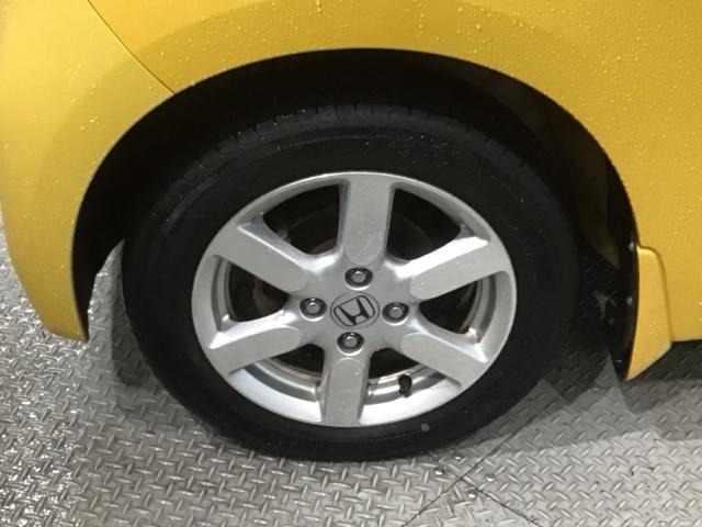 Ｎ－ＯＮＥ プレミアムＳＳパッケージ　あんしんＰＫＧ　２ト－ン　１年保証　ワンオ－ナ－　ナビＴＶ　Ｒカメラ　ＣＤ録音　ＤＶＤ　ドラレコ　シ－トヒ－タ－ＨＩＤ　ＶＳＡ　アルミ　スマ－トキ－盗難防止装置　整備記録簿　ドアバイザ－　ベンチシ－ト（16枚目）