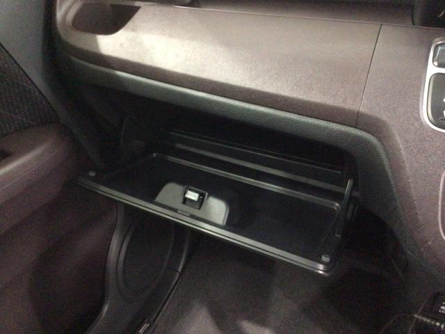 Ｎ－ＯＮＥ プレミアムＳＳパッケージ　あんしんＰＫＧ　２ト－ン　１年保証　ワンオ－ナ－　ナビＴＶ　Ｒカメラ　ＣＤ録音　ＤＶＤ　ドラレコ　シ－トヒ－タ－ＨＩＤ　ＶＳＡ　アルミ　スマ－トキ－盗難防止装置　整備記録簿　ドアバイザ－　ベンチシ－ト（25枚目）