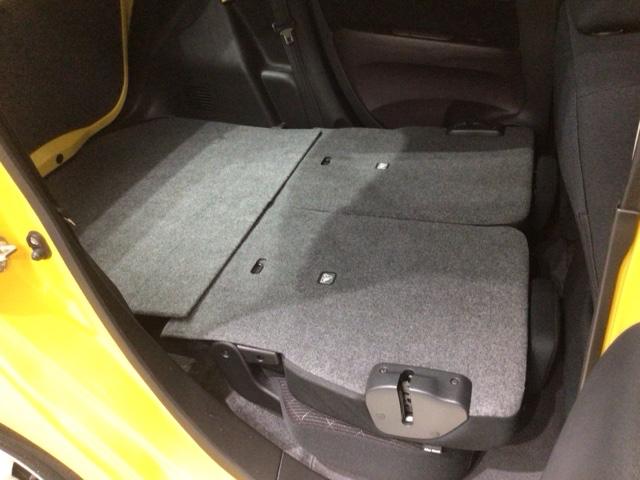 Ｎ－ＯＮＥ プレミアムＳＳパッケージ　あんしんＰＫＧ　２ト－ン　１年保証　ワンオ－ナ－　ナビＴＶ　Ｒカメラ　ＣＤ録音　ＤＶＤ　ドラレコ　シ－トヒ－タ－ＨＩＤ　ＶＳＡ　アルミ　スマ－トキ－盗難防止装置　整備記録簿　ドアバイザ－　ベンチシ－ト（33枚目）