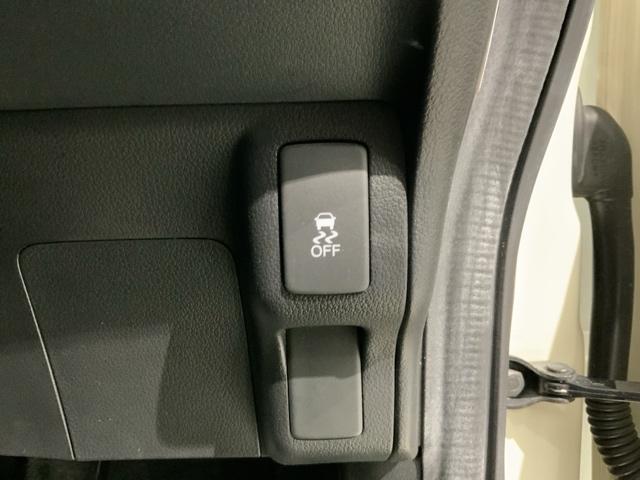 Ｎ－ＢＯＸカスタム Ｇ・Ｌパッケージ　保証付　ワンオ－ナ－　ナビ　ＴＶ　Ｒカメラ　ＤＶＤ　ＨＩＤ　両側電動ドア　ＶＳＡ　アルミ　スマ－トキ－　盗難防止装置　整備記録簿　ＡＡＣ　ドアバイザ－　ベンチシ－ト　Ｗエアバッグ　左右パワースライド（12枚目）