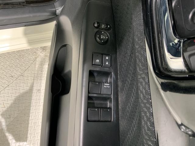 Ｎ－ＢＯＸカスタム Ｇ・Ｌパッケージ　保証付　ワンオ－ナ－　ナビ　ＴＶ　Ｒカメラ　ＤＶＤ　ＨＩＤ　両側電動ドア　ＶＳＡ　アルミ　スマ－トキ－　盗難防止装置　整備記録簿　ＡＡＣ　ドアバイザ－　ベンチシ－ト　Ｗエアバッグ　左右パワースライド（13枚目）