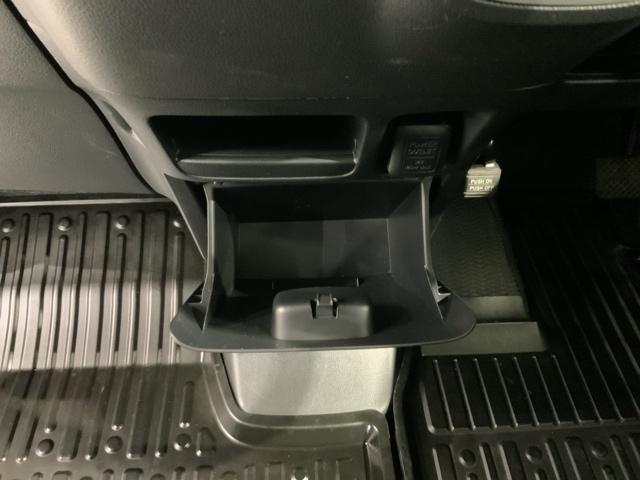 Ｎ－ＢＯＸカスタム Ｇ・Ｌパッケージ　保証付　ワンオ－ナ－　ナビ　ＴＶ　Ｒカメラ　ＤＶＤ　ＨＩＤ　両側電動ドア　ＶＳＡ　アルミ　スマ－トキ－　盗難防止装置　整備記録簿　ＡＡＣ　ドアバイザ－　ベンチシ－ト　Ｗエアバッグ　左右パワースライド（25枚目）