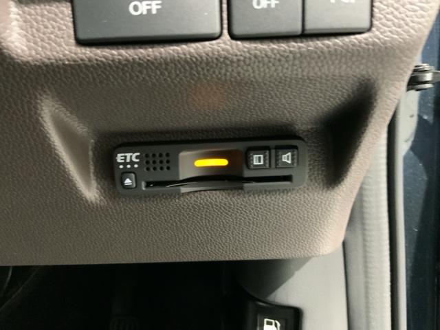 フリードハイブリッド ハイブリッド・Ｇホンダセンシング　最長５年保証　ワンオ－ナ－　ナビＶＸＭ－２１４ＶＦｉ　ＴＶ　Ｒカメラ　ＣＤ録音　ＢＴオ－ディオ　ＤＶＤ　ＥＴＣ　ＬＥＤライト　両側電動ドア　ＶＳＡ　クルコン　スマ－トキ－　盗難防止装置　整備記録簿（13枚目）