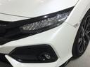 LEDヘッドライトは、点灯の瞬間から最大光量を発揮し、突然暗くなるトンネルなどでの安定感を高めます。