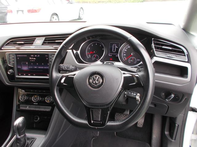 ゴルフトゥーラン TSI コンフォートライン 衝突被害軽減システム 前後ドラレコ LEDオート 純正ナビ フルセグTV バックカメラ ブルートゥース ETC2.0 DVD CDステレオ 純正アルミホイール 7人乗り 禁煙車(9枚目)