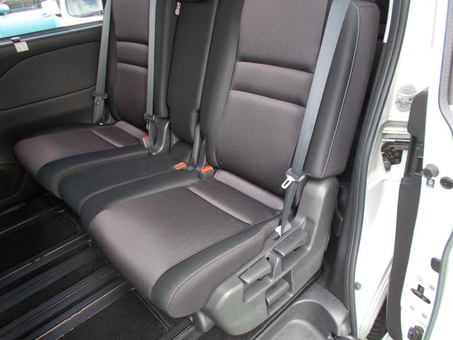 セレナ ハイウェイスター プロパイロットエディション スマートキー・純正ナビ・Bカメラ・フルセグ・走行中テレビ視聴可・ブルートゥース・DVD CD・ETC・両側ハンズフリーパワースライドド・ドラレコ・レーダークルーズコントロール・オートライト・禁煙車(22枚目)