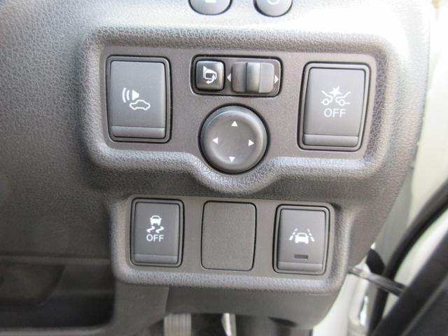 ノート e-パワー メダリスト ワンオーナー 禁煙車 静岡仕入 衝突被害軽減システム インテリキー2個 純正SDナビ Bluetooth接続 ETC アラウンドビュー 純正ドラレコ   純正デジタルミラー ハーフレザーシート(12枚目)