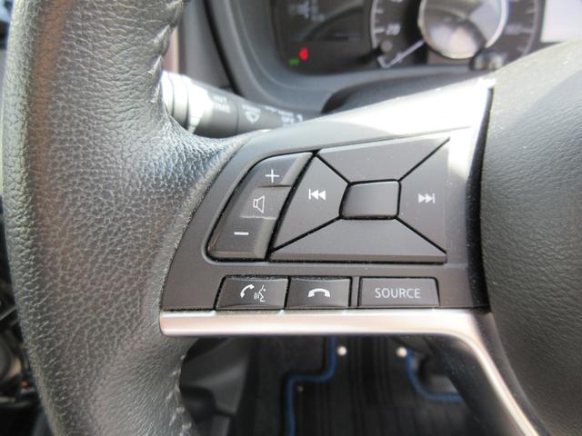 ノート e-パワー メダリスト ワンオーナー 禁煙車 静岡仕入 衝突被害軽減システム インテリキー2個 純正SDナビ Bluetooth接続 ETC アラウンドビュー 純正ドラレコ   純正デジタルミラー ハーフレザーシート(16枚目)