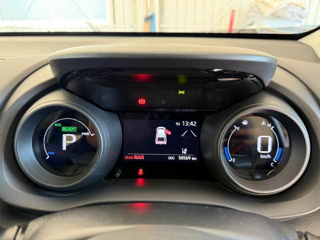 ヤリスクロス ハイブリッドG 純正ディスプレイオーディオ Bluetooth パノラミックビューモニター ETC ドラレコ前後 ワンオーナー 禁煙車 スマートキー×2 シートヒーター AC100V ステアリングヒーター(9枚目)