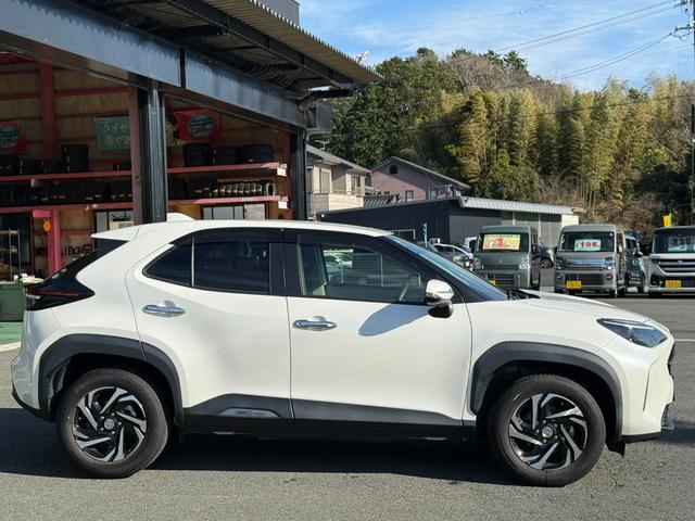 ヤリスクロス ハイブリッドG 純正ディスプレイオーディオ Bluetooth パノラミックビューモニター ETC ドラレコ前後 ワンオーナー 禁煙車 スマートキー×2 シートヒーター AC100V ステアリングヒーター(27枚目)