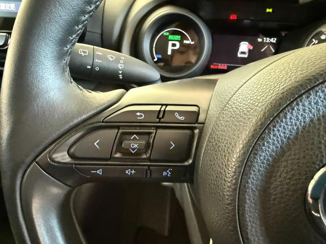 ヤリスクロス ハイブリッドG 純正ディスプレイオーディオ Bluetooth パノラミックビューモニター ETC ドラレコ前後 ワンオーナー 禁煙車 スマートキー×2 シートヒーター AC100V ステアリングヒーター(34枚目)