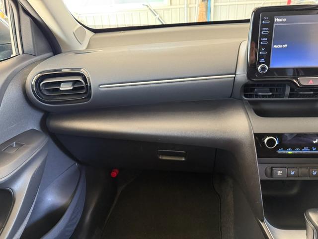 ヤリスクロス ハイブリッドG 純正ディスプレイオーディオ Bluetooth パノラミックビューモニター ETC ドラレコ前後 ワンオーナー 禁煙車 スマートキー×2 シートヒーター AC100V ステアリングヒーター(40枚目)