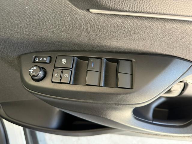 ヤリスクロス ハイブリッドG 純正ディスプレイオーディオ Bluetooth パノラミックビューモニター ETC ドラレコ前後 ワンオーナー 禁煙車 スマートキー×2 シートヒーター AC100V ステアリングヒーター(43枚目)