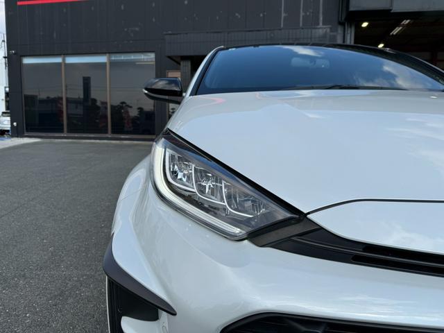 ＧＲヤリス ＲＳ　純正ディスプレイオーディオ　　ナビ　Ｂｌｕｅｔｏｏｔｈ　バックカメラ　ＥＴＣ　スマートキー　ＬＥＤヘッドライト　禁煙車（5枚目）