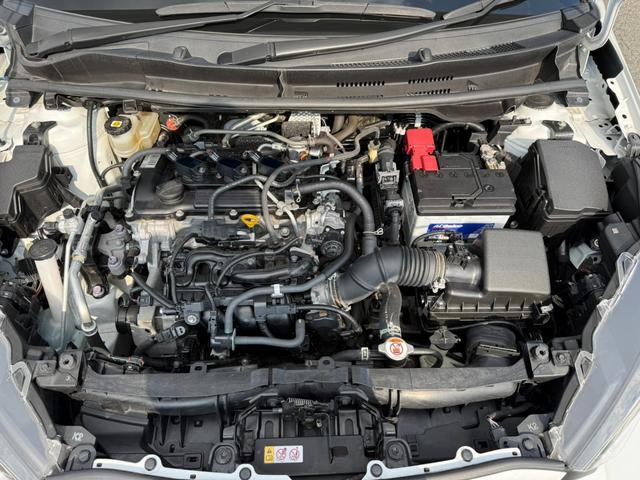 ＧＲヤリス ＲＳ　純正ディスプレイオーディオ　　ナビ　Ｂｌｕｅｔｏｏｔｈ　バックカメラ　ＥＴＣ　スマートキー　ＬＥＤヘッドライト　禁煙車（6枚目）