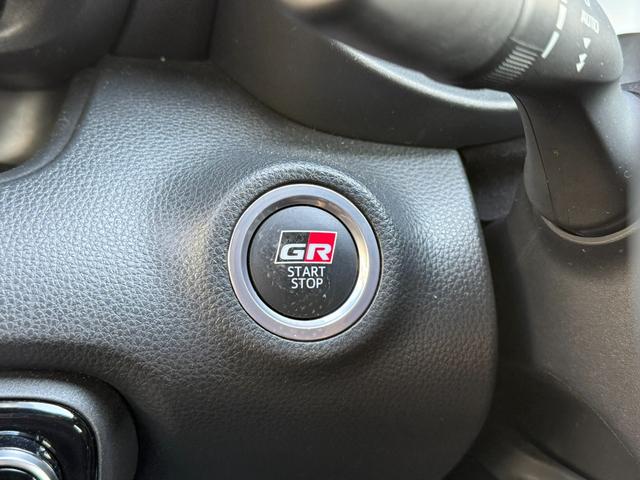 ＧＲヤリス ＲＳ　純正ディスプレイオーディオ　　ナビ　Ｂｌｕｅｔｏｏｔｈ　バックカメラ　ＥＴＣ　スマートキー　ＬＥＤヘッドライト　禁煙車（35枚目）