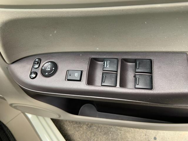 Ｎ－ＯＮＥ Ｇ・Ｌパッケージ　純正ナビ　ワンセグＴＶ　ＣＤ　スマートキー　バックカメラ　プッシュスタート　禁煙車　電動格納ミラー　フルフラット（39枚目）