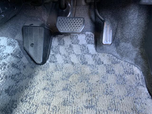 アルトラパン Ｘ　ＣＤチェンジャー　ＦＭ／ＡＭ　キー×２　ユーザー買取車　新車保証書　取扱説明書（28枚目）