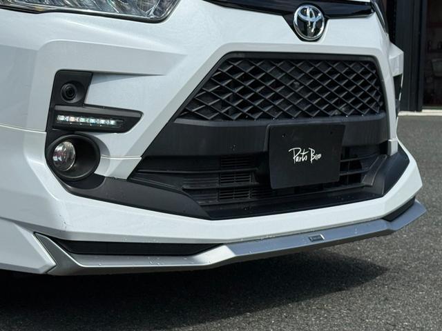 ライズ Ｚ　純正９インチナビ　Ｂｌｕｅｔｏｏｔｈ　全方位カメラ　ＥＴＣ２．０　４ＷＤ　モデリスタフルエアロ　ＫＵＨＬ１８インチアルミ　柿本改マフラー　ＪＡＯＳマッドガード　シートヒーター　禁煙車（4枚目）