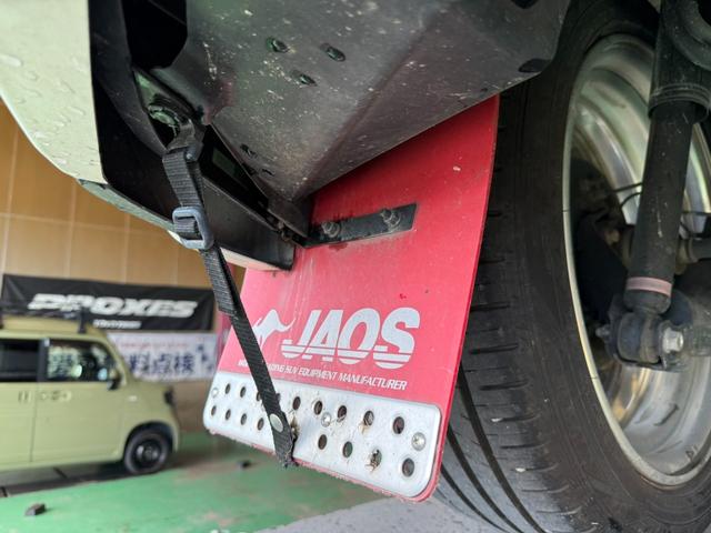 ライズ Ｚ　純正９インチナビ　Ｂｌｕｅｔｏｏｔｈ　全方位カメラ　ＥＴＣ２．０　４ＷＤ　モデリスタフルエアロ　ＫＵＨＬ１８インチアルミ　柿本改マフラー　ＪＡＯＳマッドガード　シートヒーター　禁煙車（10枚目）
