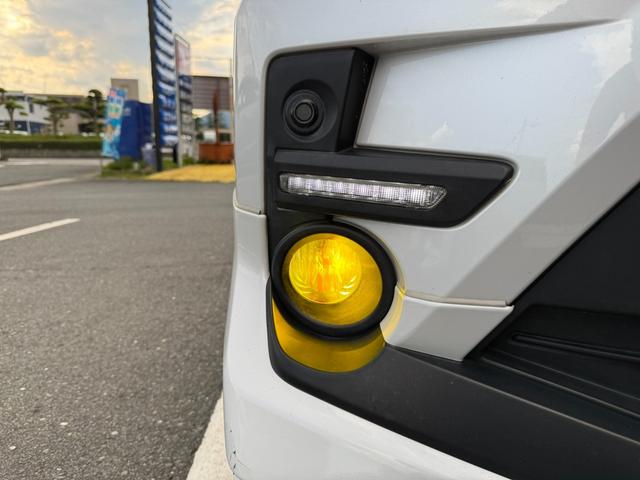 ライズ Ｚ　純正９インチナビ　Ｂｌｕｅｔｏｏｔｈ　全方位カメラ　ＥＴＣ２．０　４ＷＤ　モデリスタフルエアロ　ＫＵＨＬ１８インチアルミ　柿本改マフラー　ＪＡＯＳマッドガード　シートヒーター　禁煙車（22枚目）