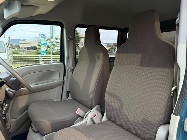 エブリイ ＰＡリミテッド　純正ＡＭ／ＦＭラジオ　ワンオーナー　ＡＴ　フルフラット　キーレス　スペアキー　天井収納　新車保証書　取扱説明書　禁煙車　ＵＳＢ充電（42枚目）