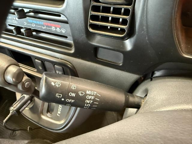 ハイゼットカーゴ クルーズ　社外ナビ　ＣＤ　ＴＶ　バックカメラ　ドライブレコーダー　ＥＴＣ　キー×２　電動格納ミラー　天井収納　禁煙車（32枚目）